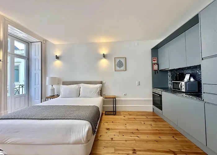 Cozy With Balcony * Oporto