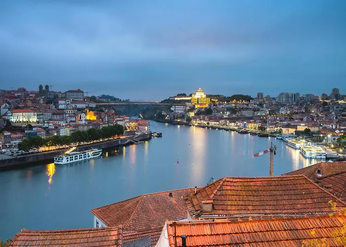 Cozy With Balcony * Oporto