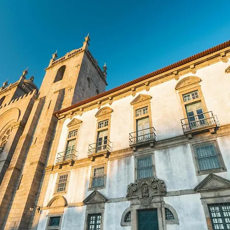 アパート Cozy With Balcony *