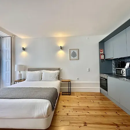 Cozy With Balcony * Порту